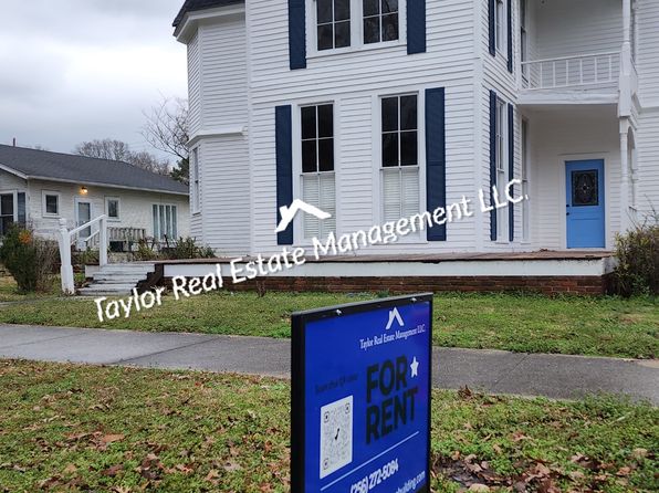 1100 N Montgomery Ave