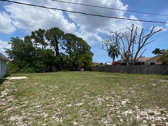 3rd image of 649 SW Heather Street