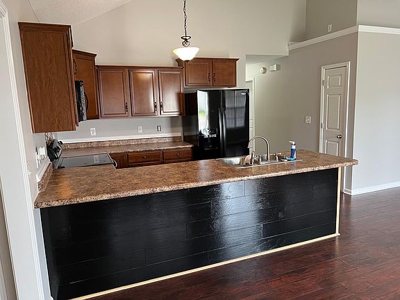 4th image of 3437 Foxrun Ln