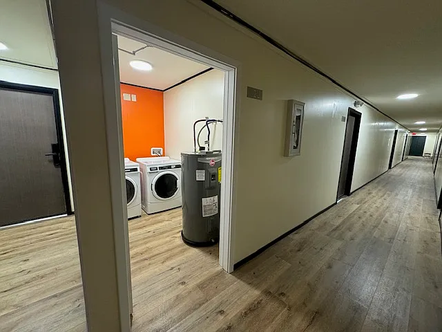 Maverick Apartments — Photo 5