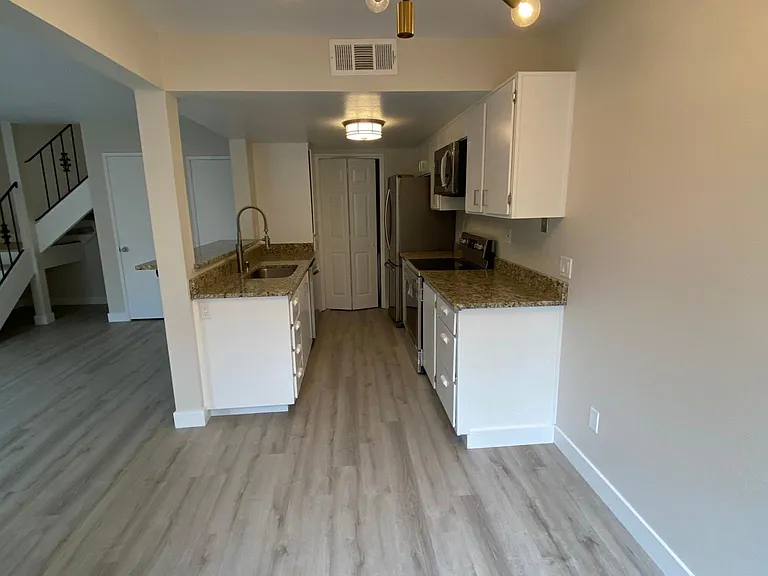 56 Dockside Cir — Photo 4