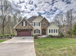 128 Southridge Dr, Blountville, TN 37617