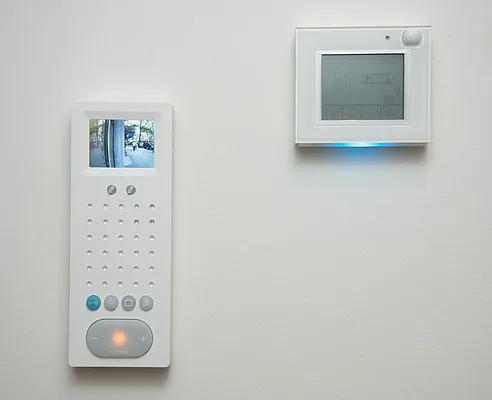 Rented by Compass | media 28