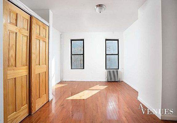 3rd image of 430 E 120th St #2