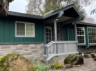 89 Kee Ln, Shady Cove, OR