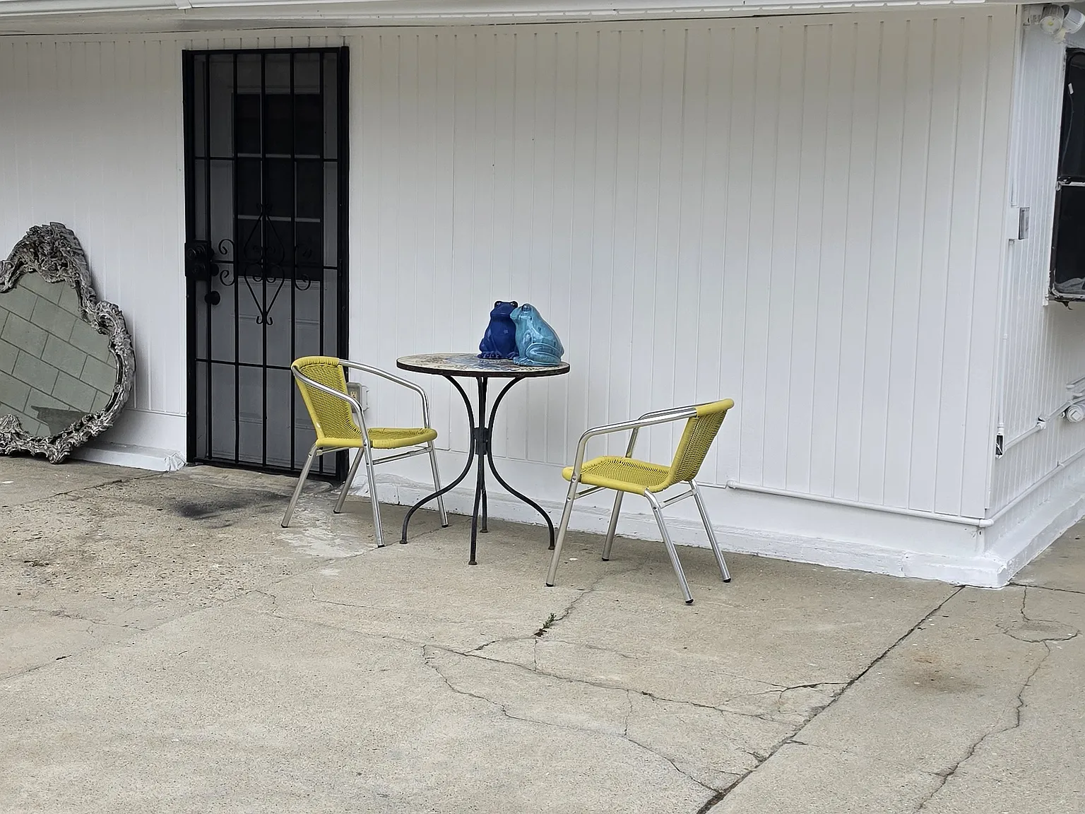 Studio, 160 sqft, $2,100 — Photo 2