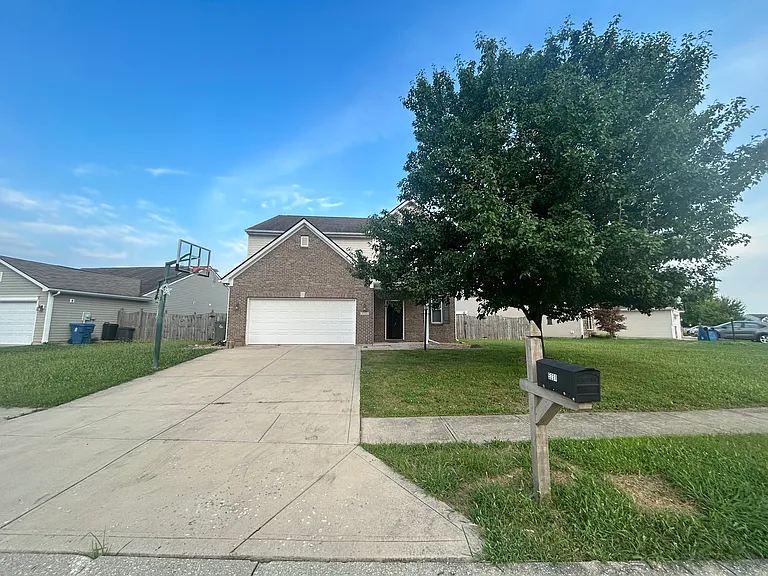 5221 Bombay Dr — Photo 37