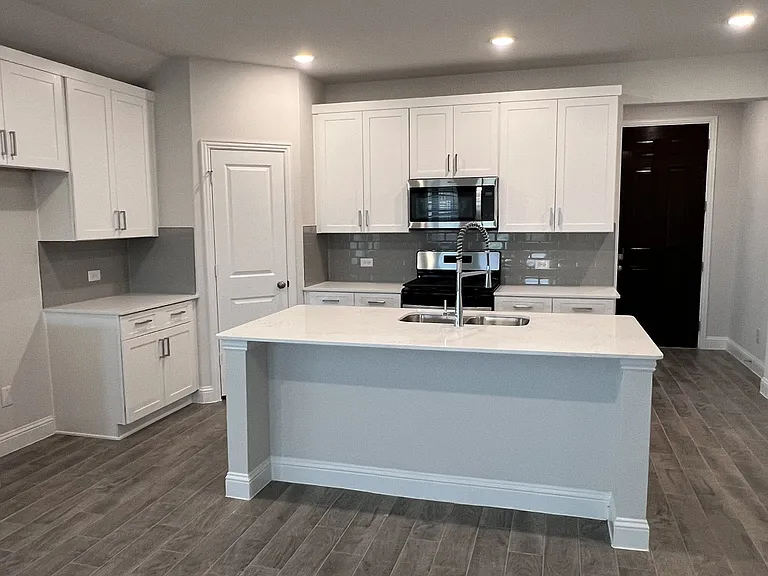 708 Palazzo Pl — Photo 6