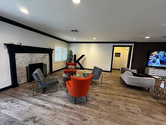 5th image of 5325 Oakdale Ave