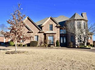 1130 Summer Springs Rd, Collierville, TN 38017