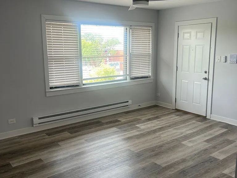 6301 S Keeler Ave — Photo 5