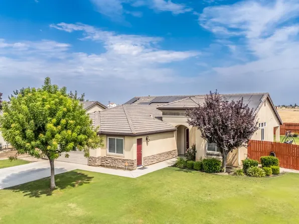 9500 Meadow Falls Dr, Bakersfield, CA 93311