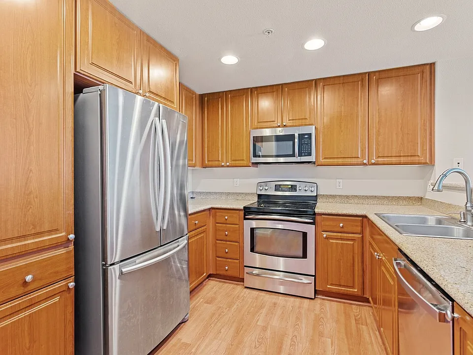 1883 Agnew Rd #441