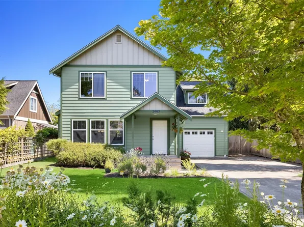 2465 Soundview Drive NE, Bainbridge Island, WA 98110