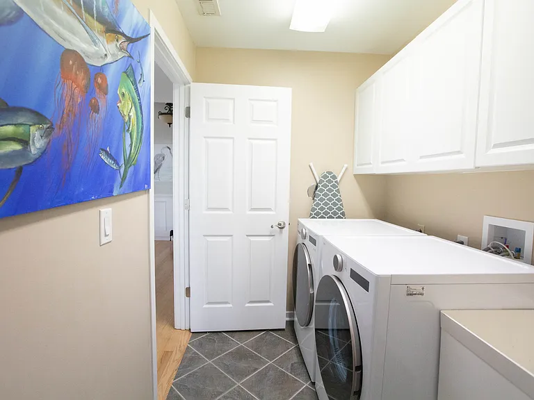 1205 Clipper Ln — Photo 33