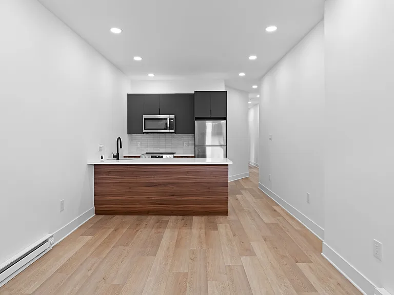 4503 N 19th St #2 — Photo 15