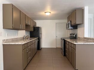 922 N 85th St, Seattle, WA 98103
