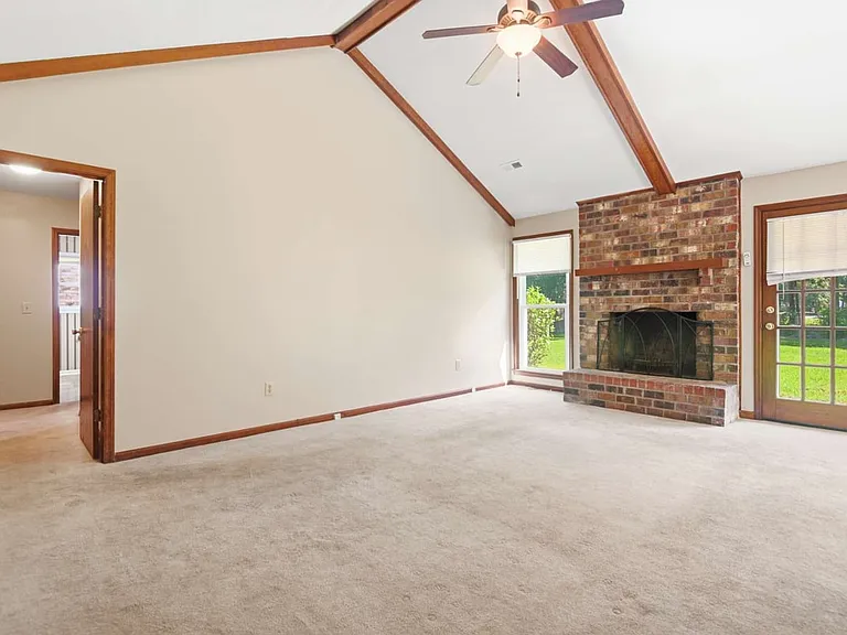617 Longleaf Rd — Photo 11
