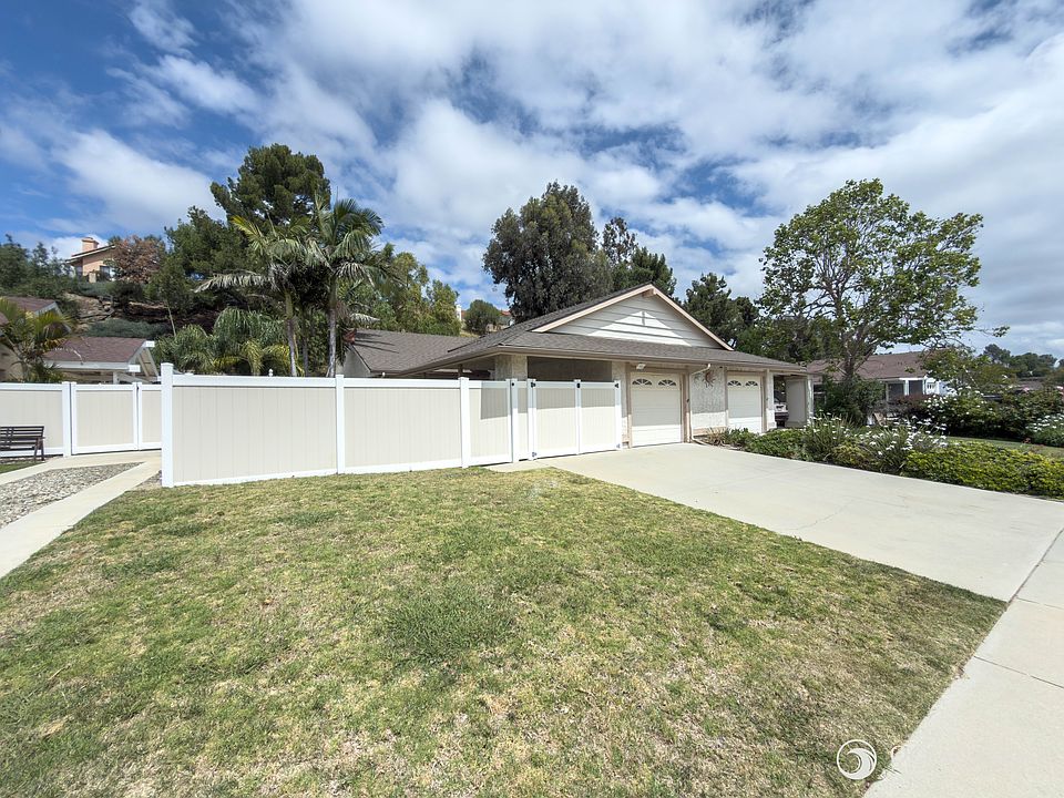 1st image of 4719 Colony Dr