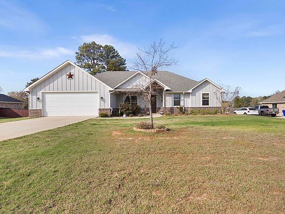 3rd image of 18341 Timber Oaks Dr