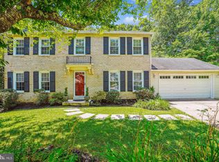 8322 Cushing Ct, Springfield, VA 22153