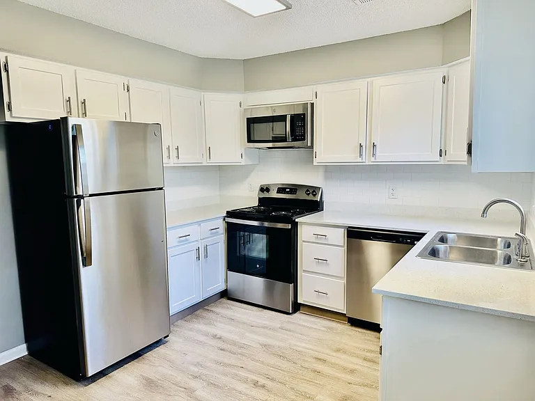 Windsong Townhomes — Photo 44