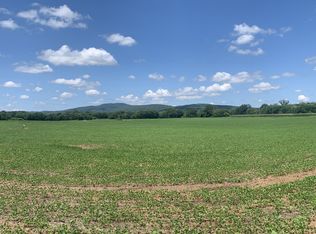 1533 State Route 50, Pelham, TN 37366