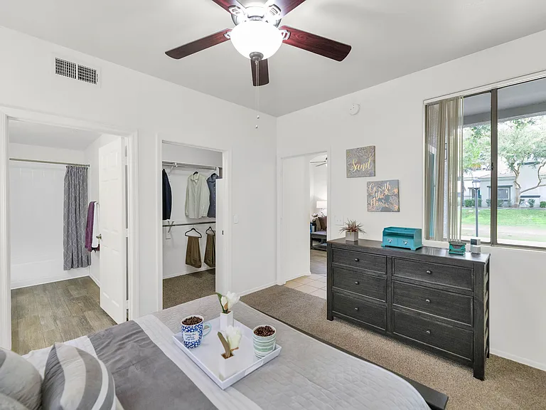 Ventura Vista — Photo 18