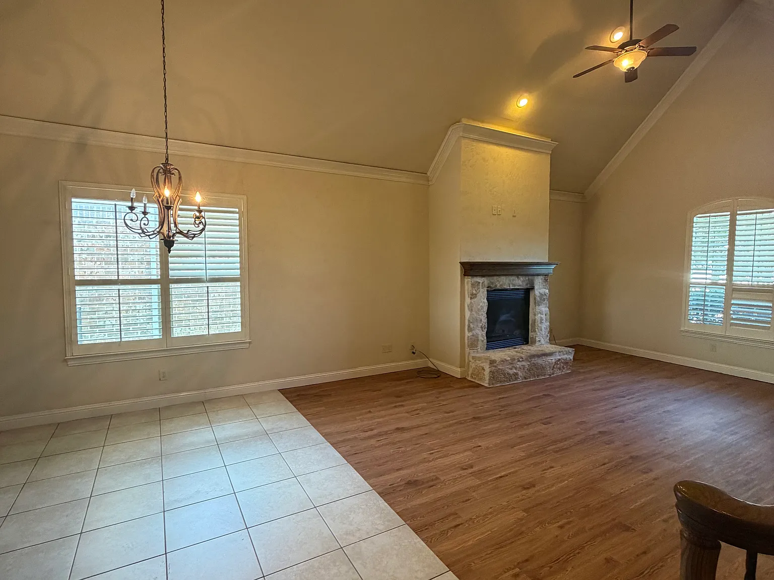 3 bed, 2.5 bath, 2045 sqft, $2,795 — Photo 4
