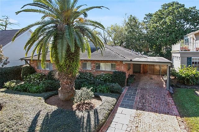 1st image of 108 Fairway Dr