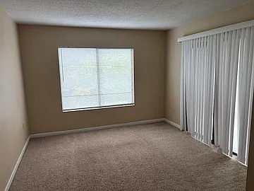 1600 Park Cir #616 — Photo 4