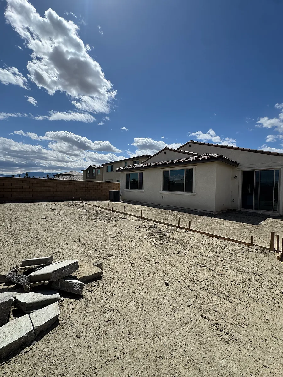 Concrete to be poured - 50498 Paseo Ochoa