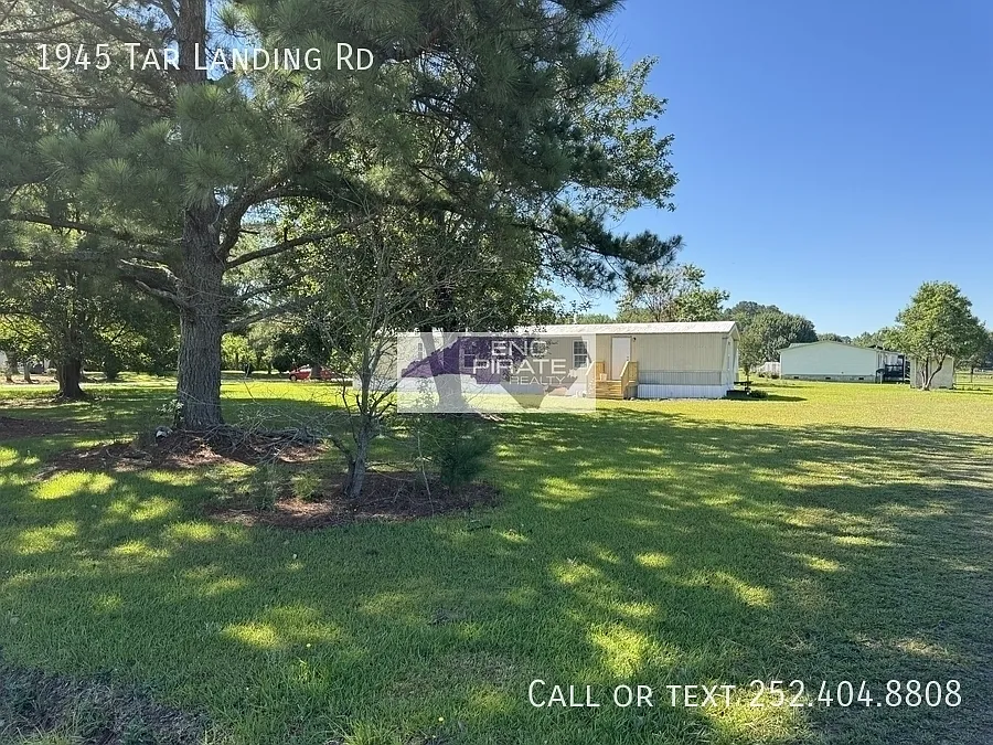 3 bed, $1,200 — Photo 3