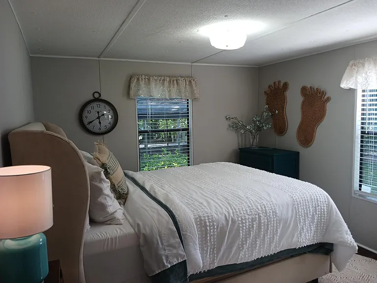 6300 Reives Rd — Photo 17