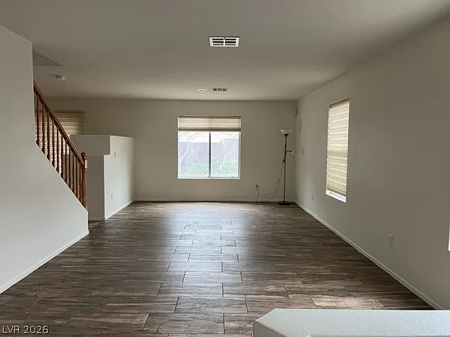 3 bed, 2.5 bath, 1735 sqft, $1,950 — Photo 3