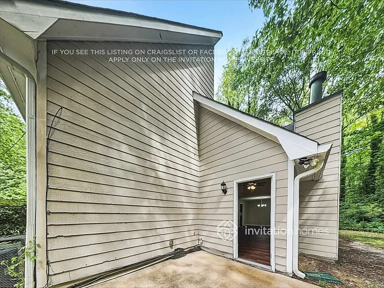 6611 Crossing Creek Point — Photo 19
