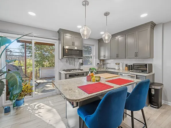 84-102 Austin St, Kew Gardens, NY 11415