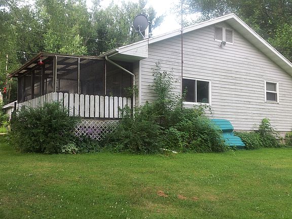 4th image of 1407 E Koshkonong Dr