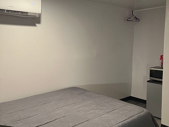 2nd image of 385 Cureton Pl #3