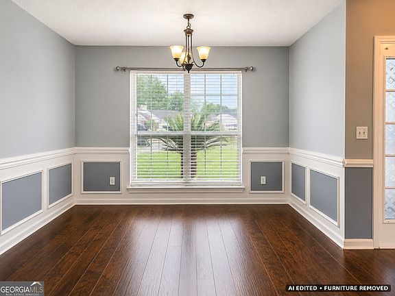 4th image of 127 Old Whaling Way