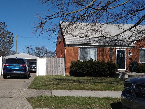 3rd image of 19171 Alstead St