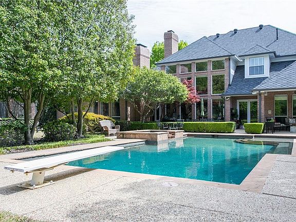 4th image of 5217 Corinthian Bay Dr