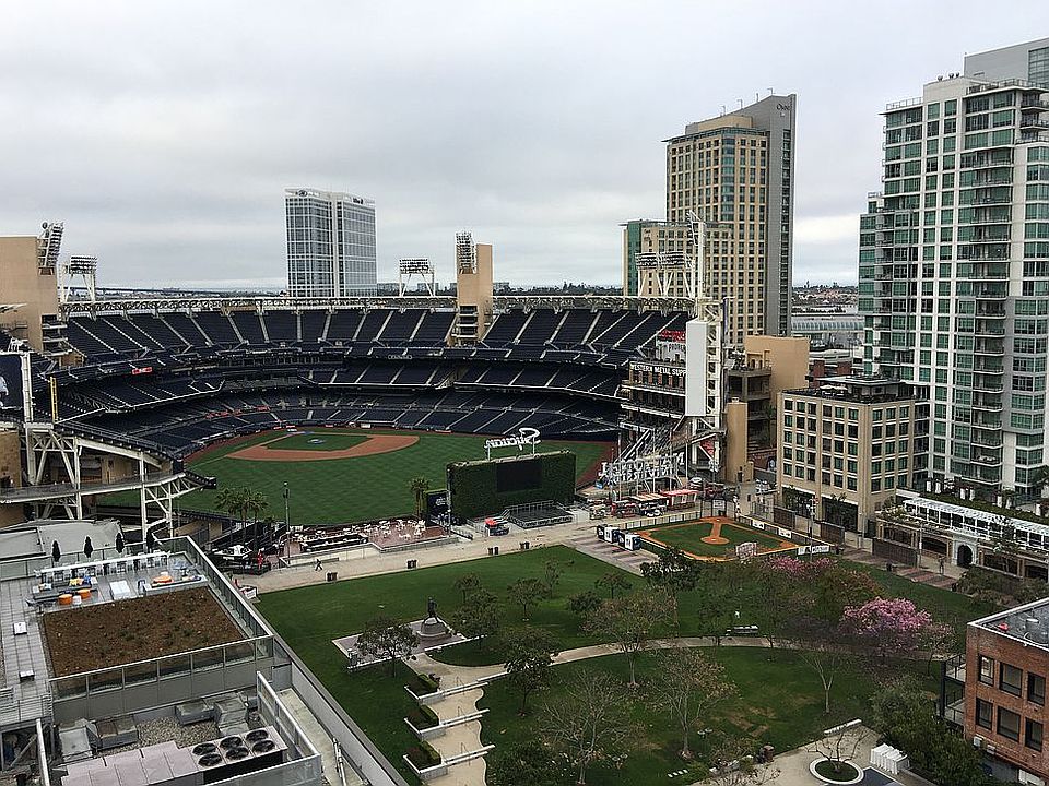 Unobstructed Ballpark views