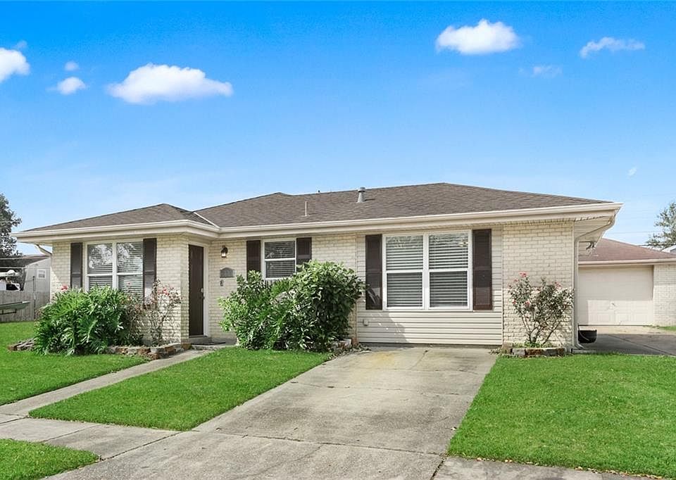 1st image of 2324 Veronica Dr