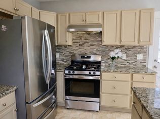 17 Fairview St, Fitchburg, MA 01420