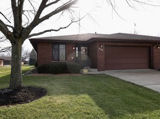 904 Shagbark Rd, New Lenox, IL 60451