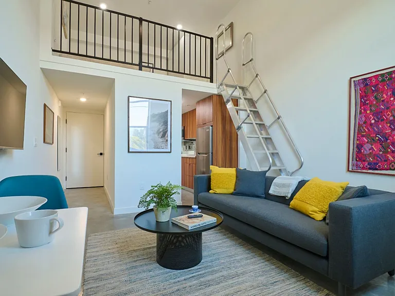 Arroyo LA Designer Studio Community Living — Photo 48