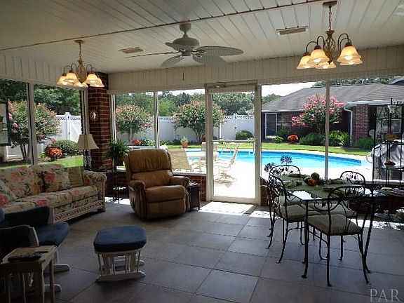 4th image of 5044 Forest Creek Dr