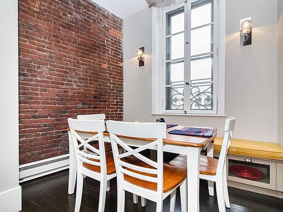 4th image of 287 Hanover St #52
