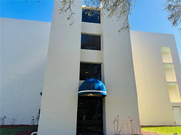 4119 61st Avenue Ter W APT 102, Bradenton, FL 34210